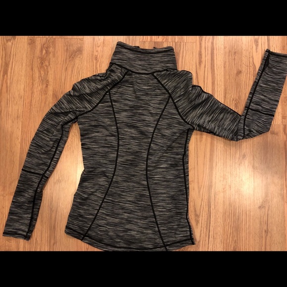 Zella Zip Up - Picture 2 of 5